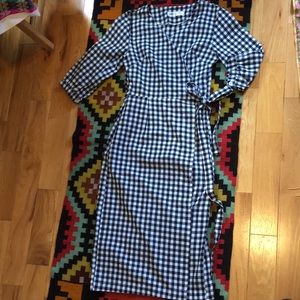 Gingham midi dress 🌚